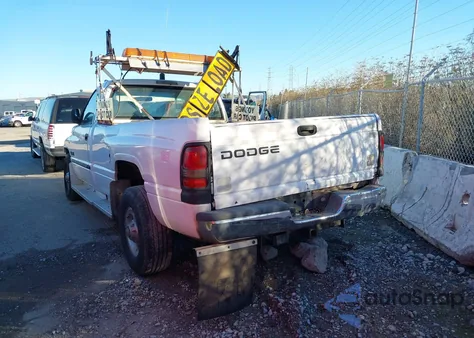 2001 Dodge Ram 2500 St z USA, uszkodzony, nr VIN 3B7KC266X1M511169